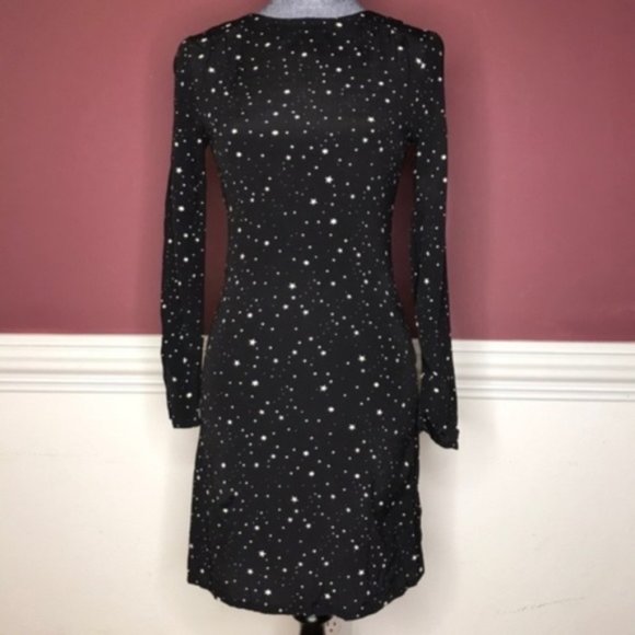 black and white star print dress